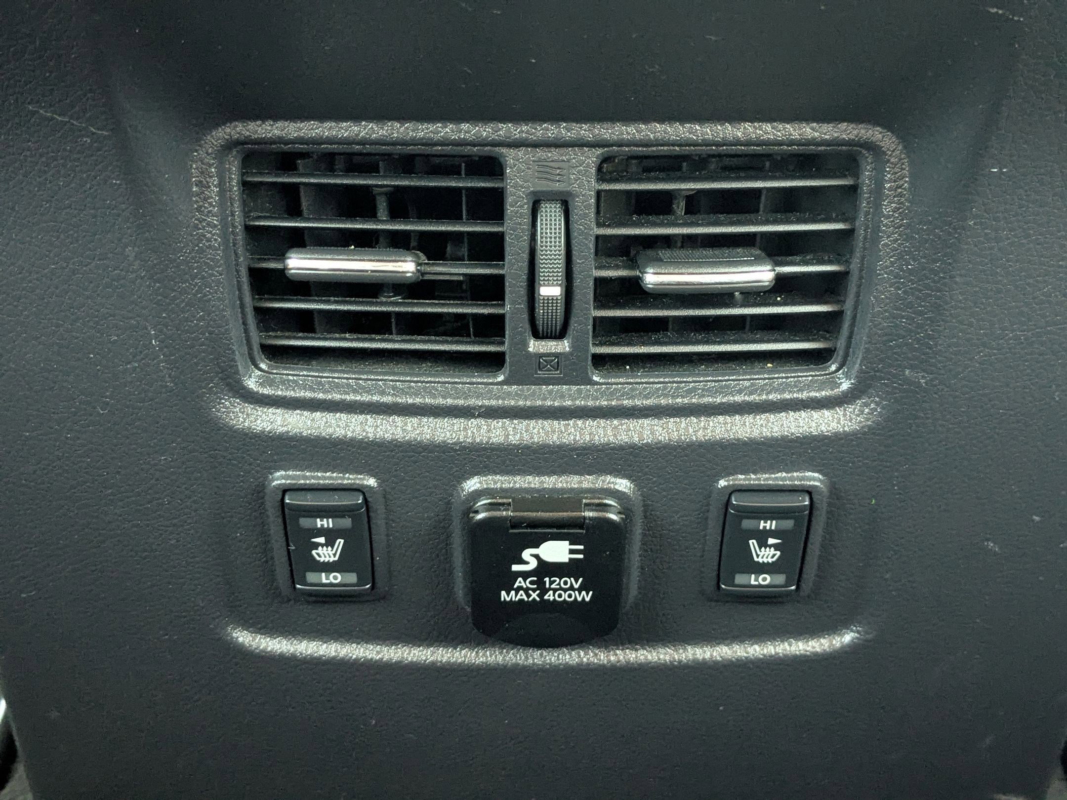 Used 2018 Nissan Titan PRO-4X w/ Pro-4x Convenience Package AWD/4WD image 28