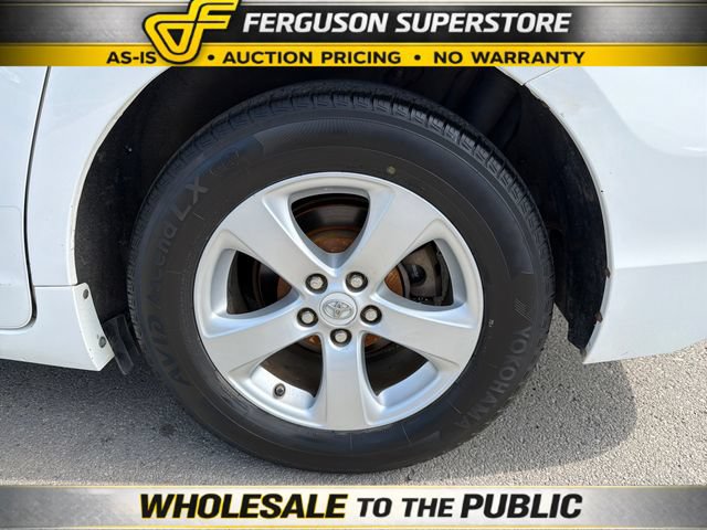 Used 2012 Toyota Sienna LE FWD image 24