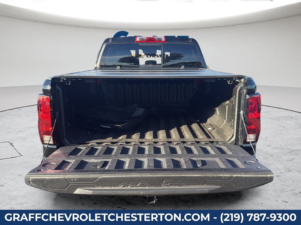 Used 2025 Chevrolet Colorado Trail Boss AWD/4WD image 28
