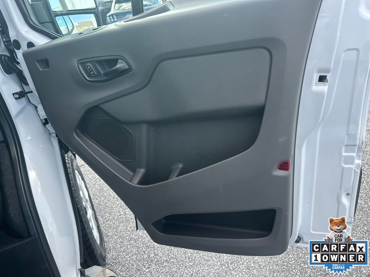 Used 2025 Ford Transit 250 Low Roof w/ Exterior Upgrade Package RWD image 14