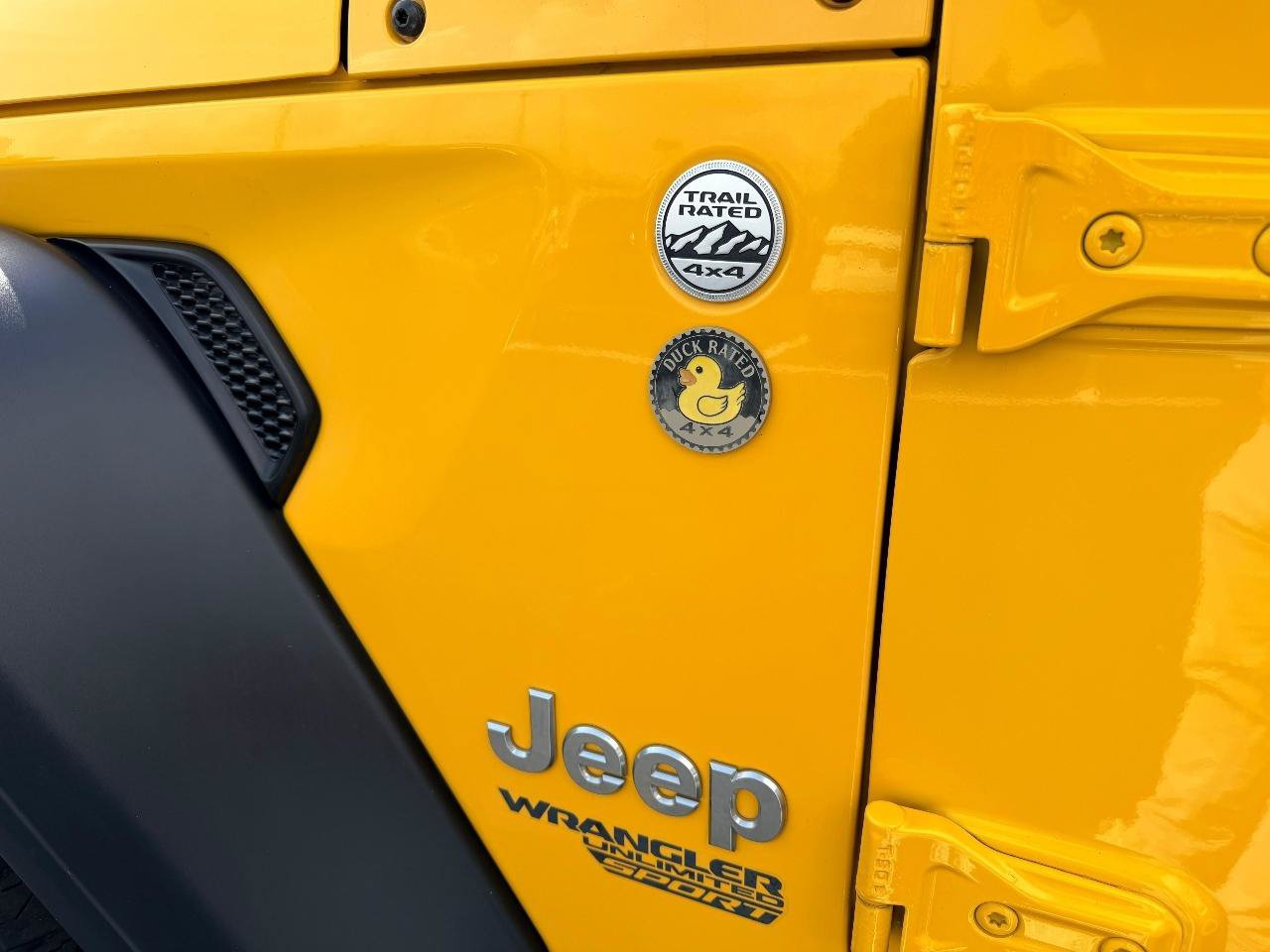 Used 2019 Jeep Wrangler Unlimited Sport AWD/4WD image 11