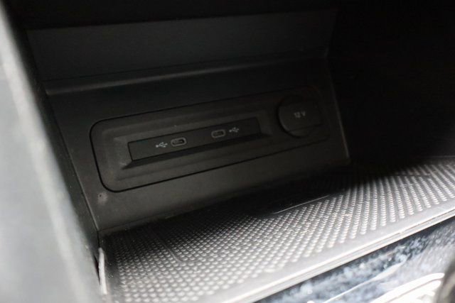 Used 2023 Volkswagen Atlas SEL image 22