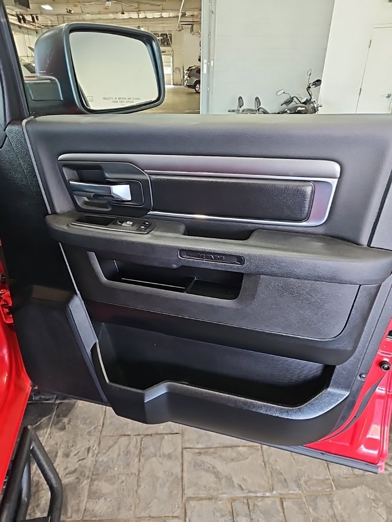 Used 2022 RAM 1500 Classic Warlock image 12