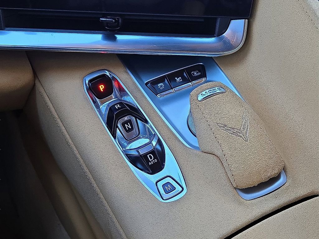 Used 2021 Chevrolet Corvette Stingray Premium Cpe w/ Z51 Performance Package image 30