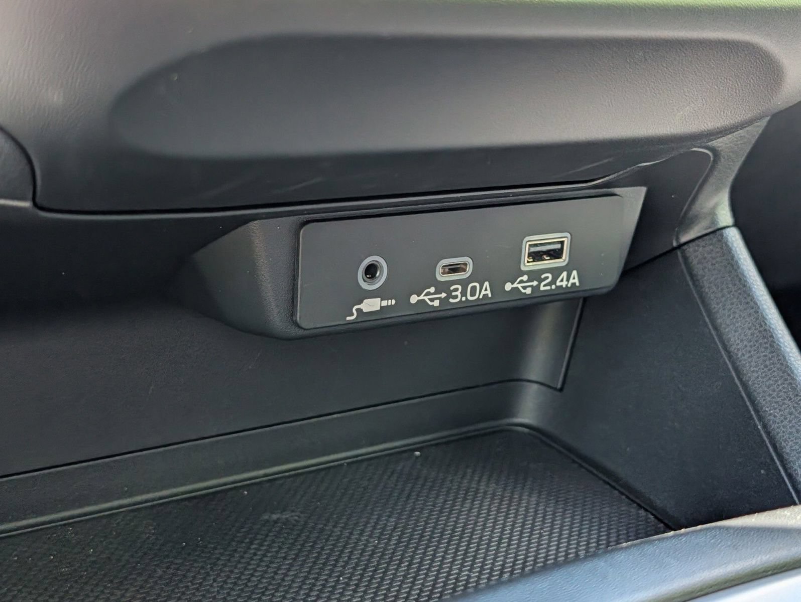 Certified 2025 Subaru Impreza 2.0i Sport AWD/4WD image 9