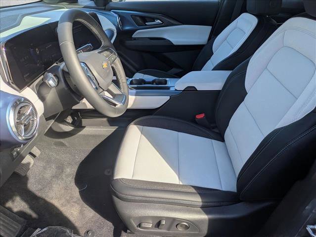 New 2026 Chevrolet Equinox EV LT image 4