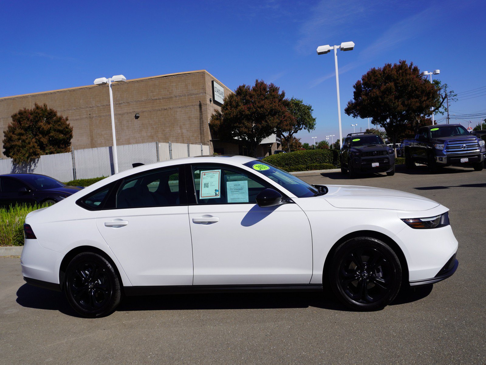 Used 2025 Honda Accord SE image 4