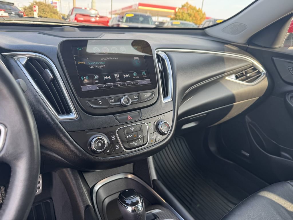 Used 2016 Chevrolet Malibu LT w/ Leather Package image 27