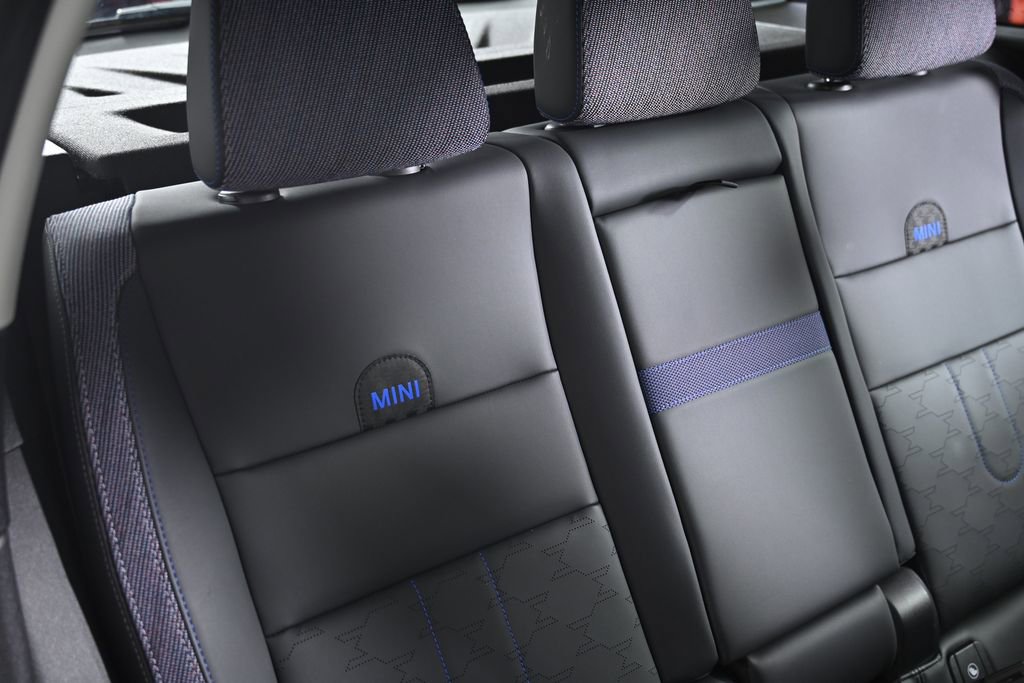 Used 2025 MINI Cooper Countryman S image 38
