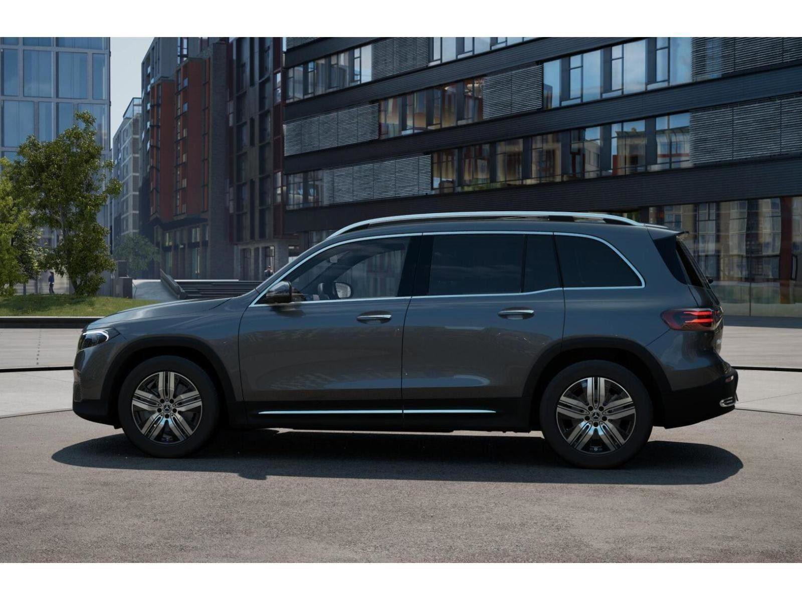 Used 2025 Mercedes-Benz EQB 250+ image 32