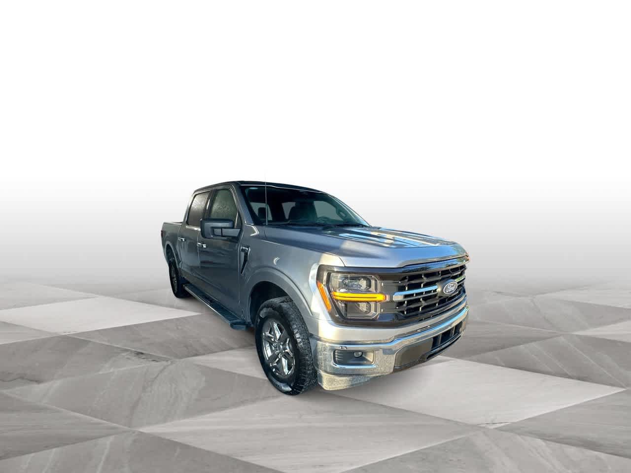 Used 2025 Ford F150 XLT w/ Equipment Group 301A Standard AWD/4WD image 2