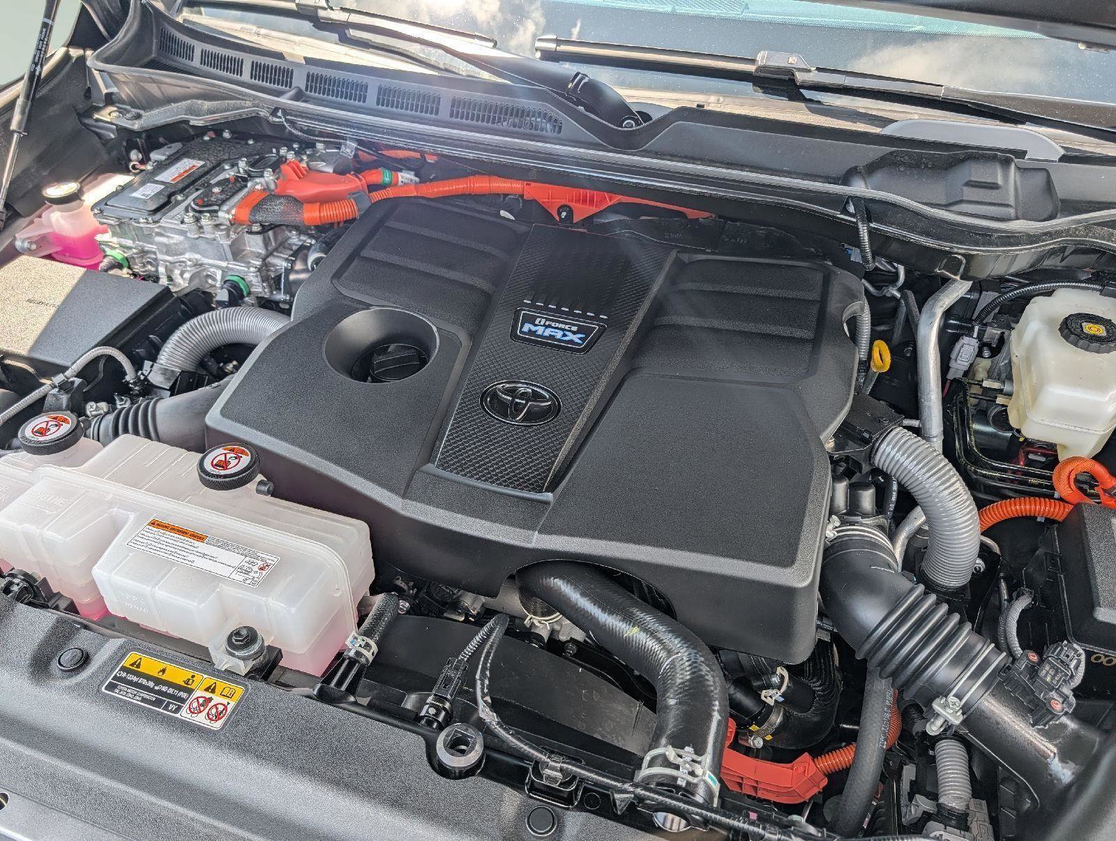 Used 2025 Toyota Sequoia TRD Pro AWD/4WD image 28