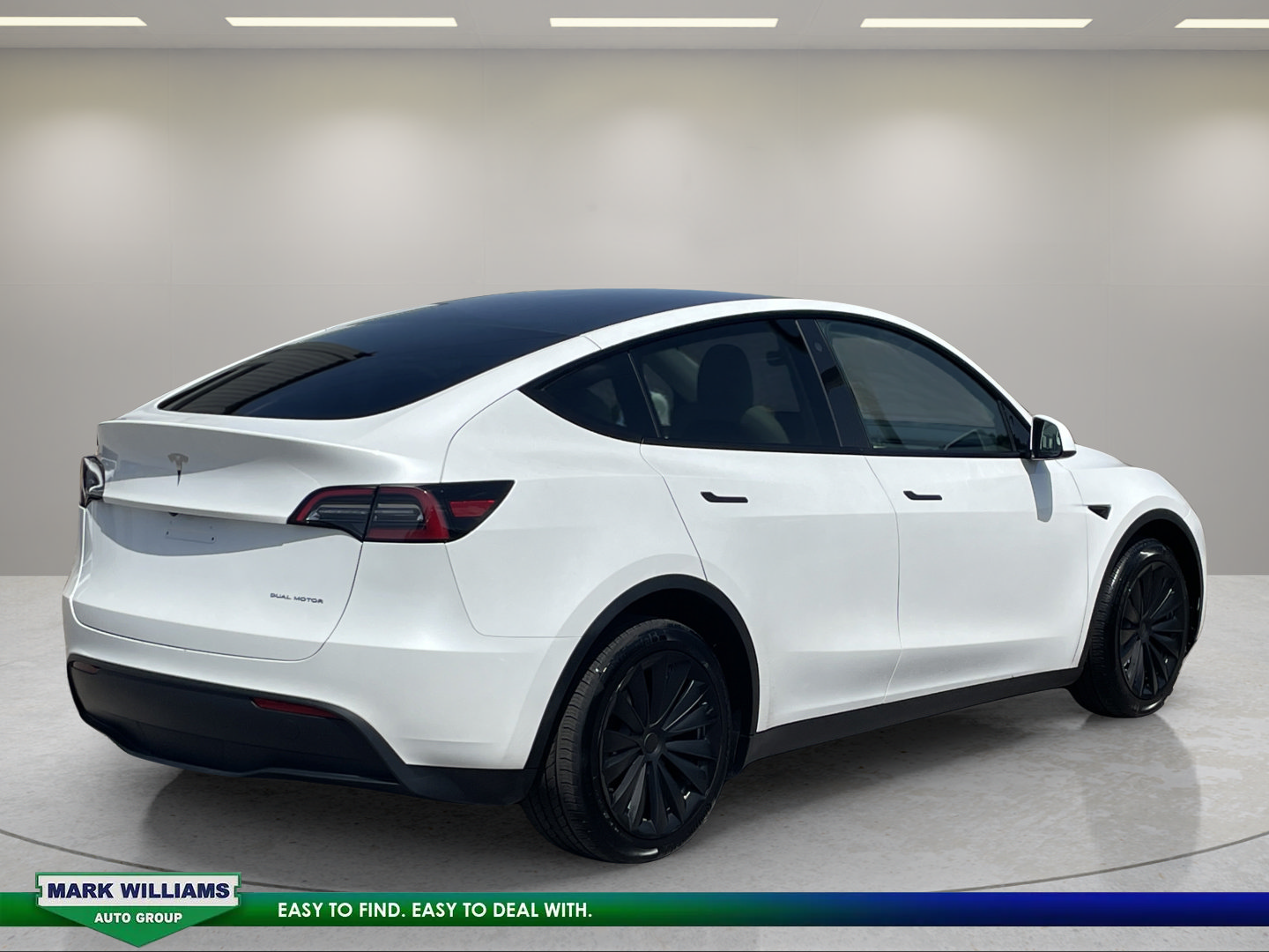 Used 2023 Tesla Model Y Long Range AWD/4WD image 13