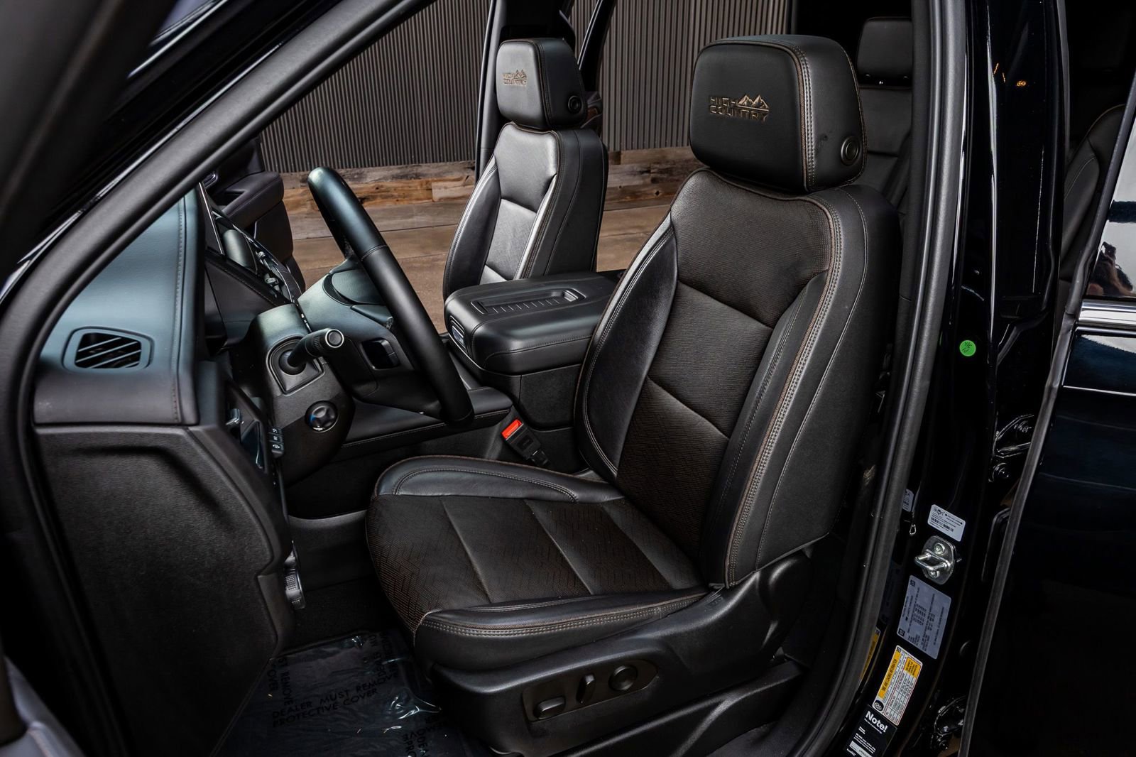 Used 2023 Chevrolet Tahoe High Country AWD/4WD image 30