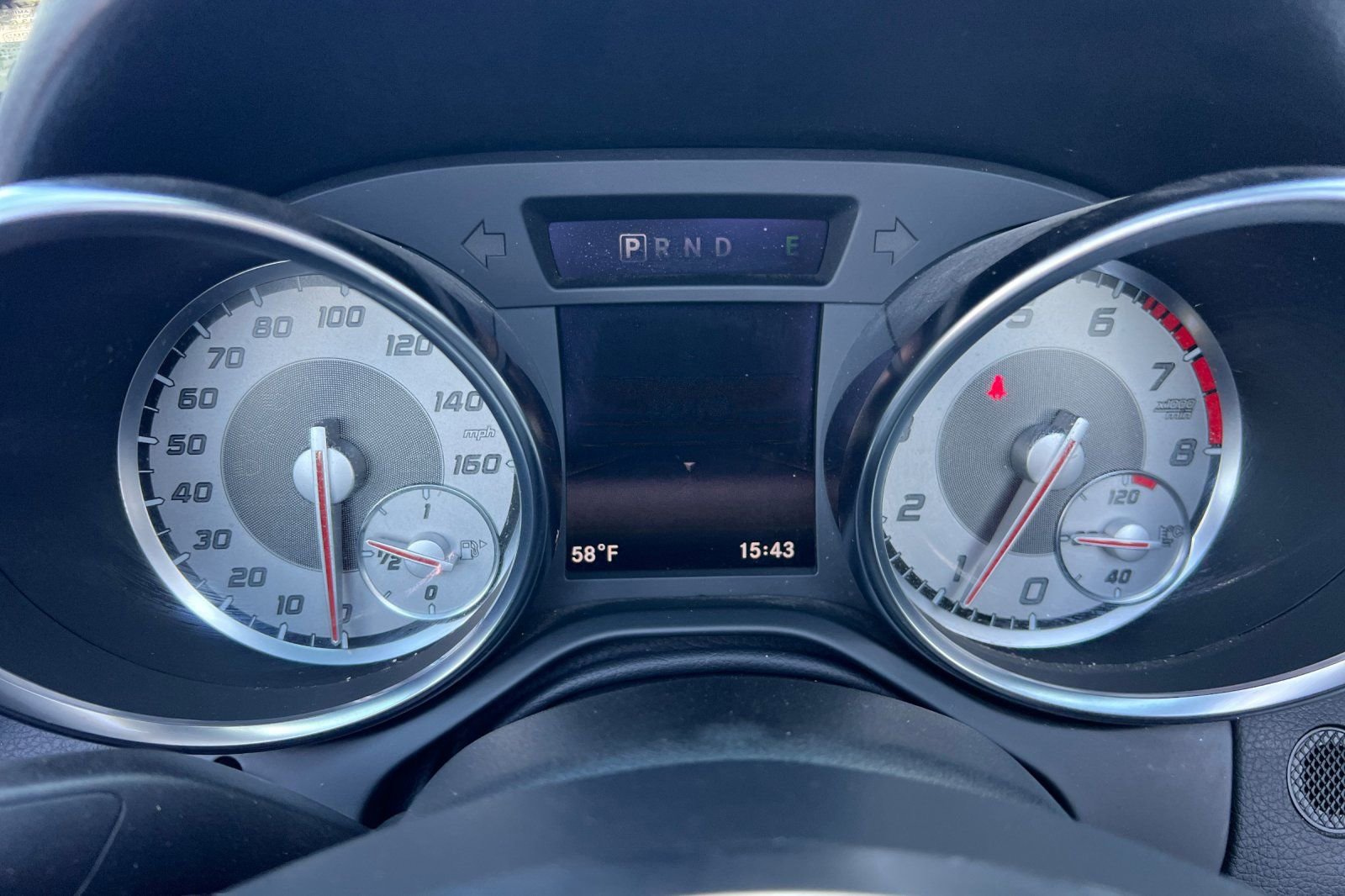 Used 2015 Mercedes-Benz SLK 250 image 24