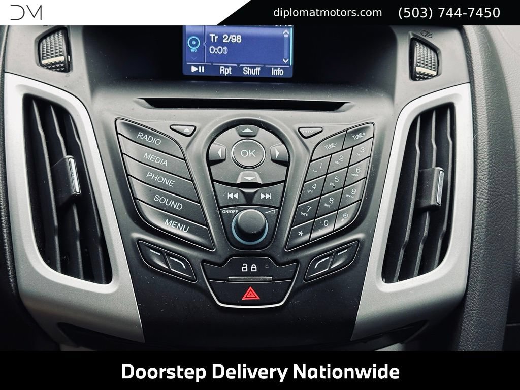 Used 2014 Ford Focus SE w/ SE Winter Package FWD image 34