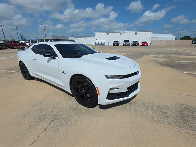 Used 2023 Chevrolet Camaro SS RWD image 3