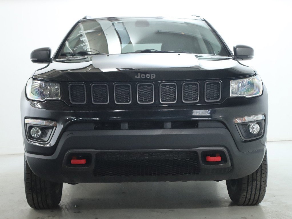 Used 2020 Jeep Compass Trailhawk image 6