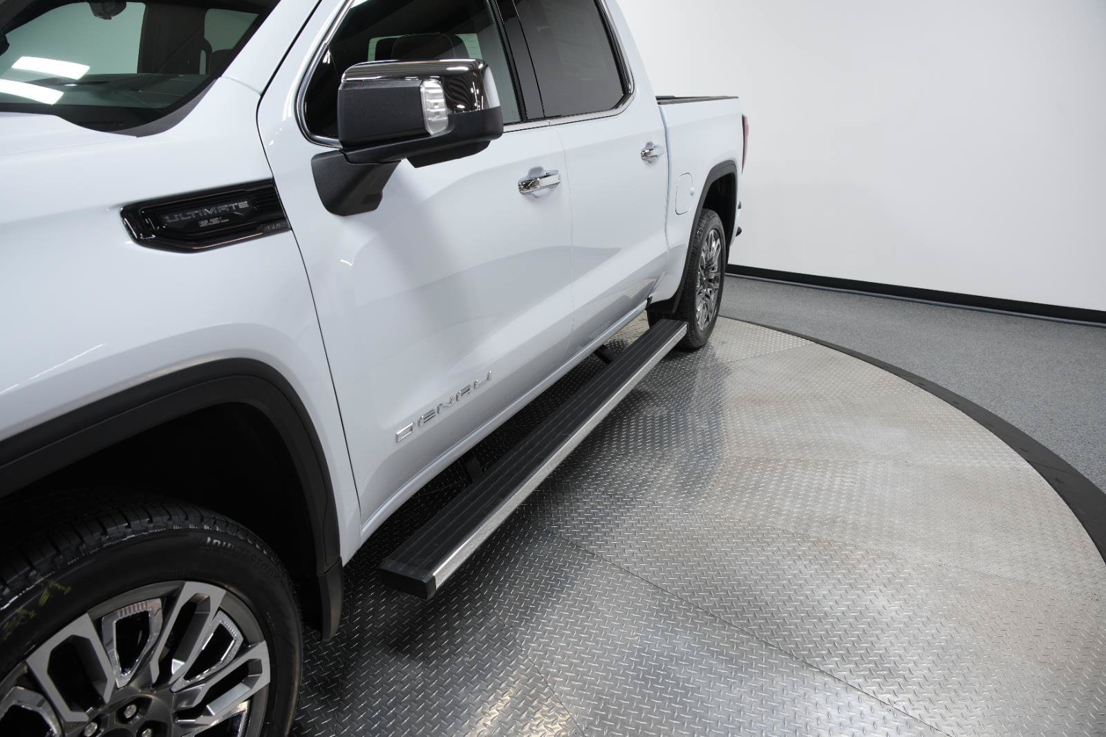 New 2026 GMC Sierra 1500 Denali Ultimate AWD/4WD image 4