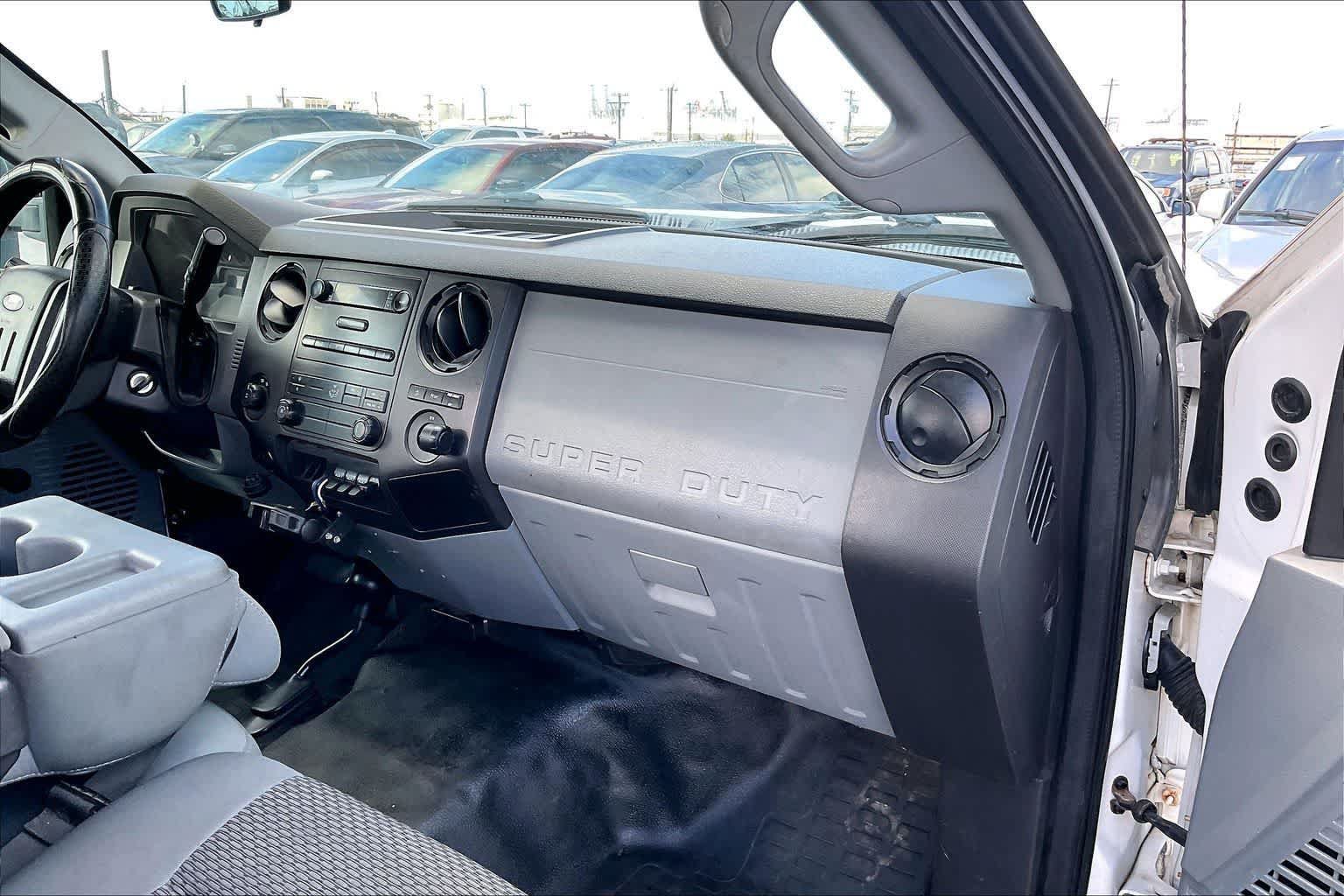 Used 2012 Ford F250 XL w/ FX4 Off Road Pkg AWD/4WD image 23