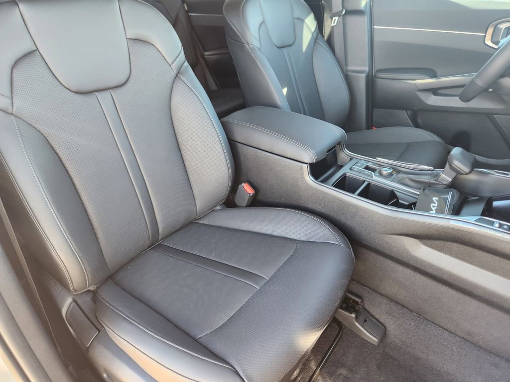 New 2026 Kia Sorento S image 14