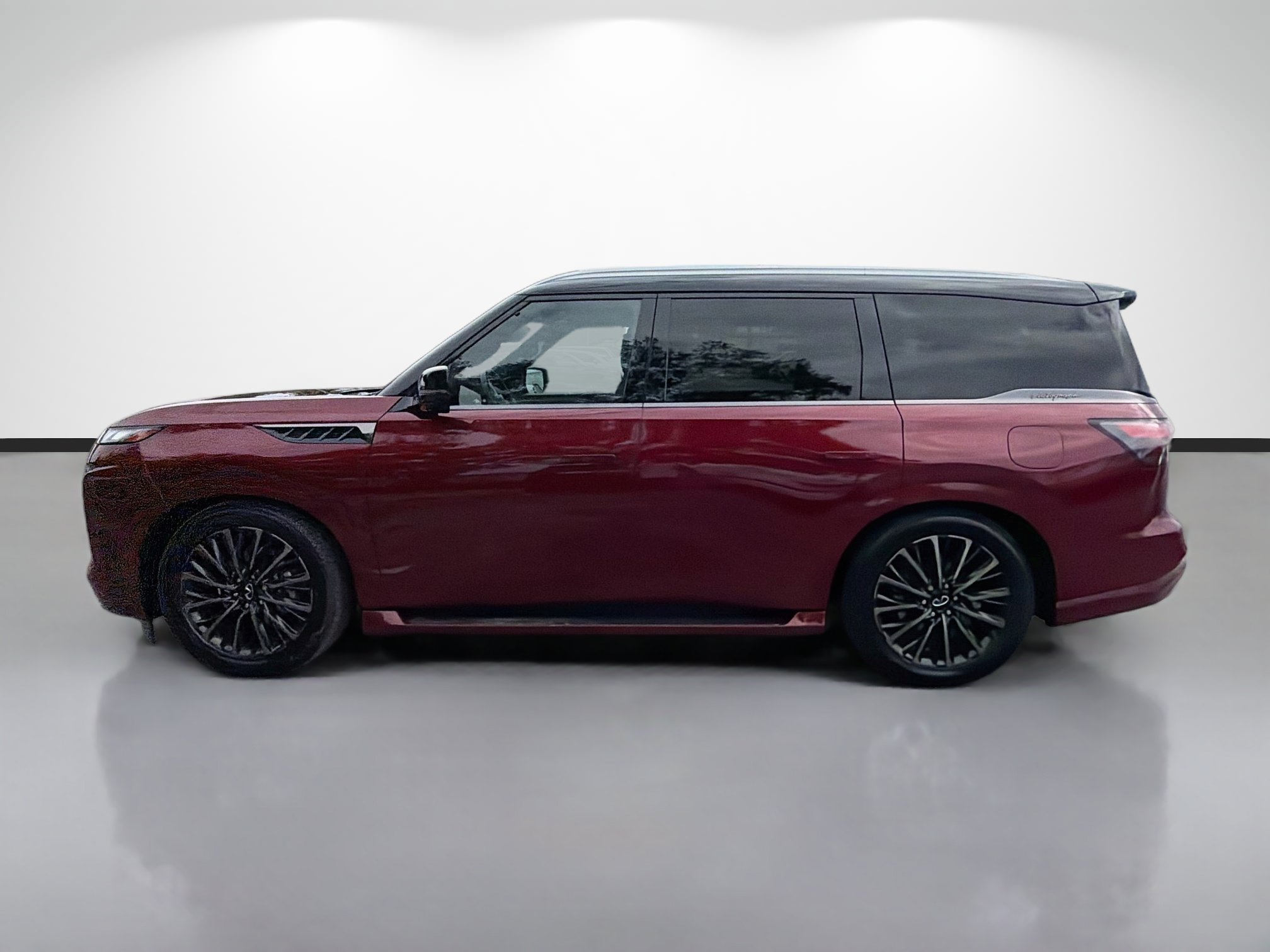 Used 2025 INFINITI QX80 Autograph AWD/4WD image 2