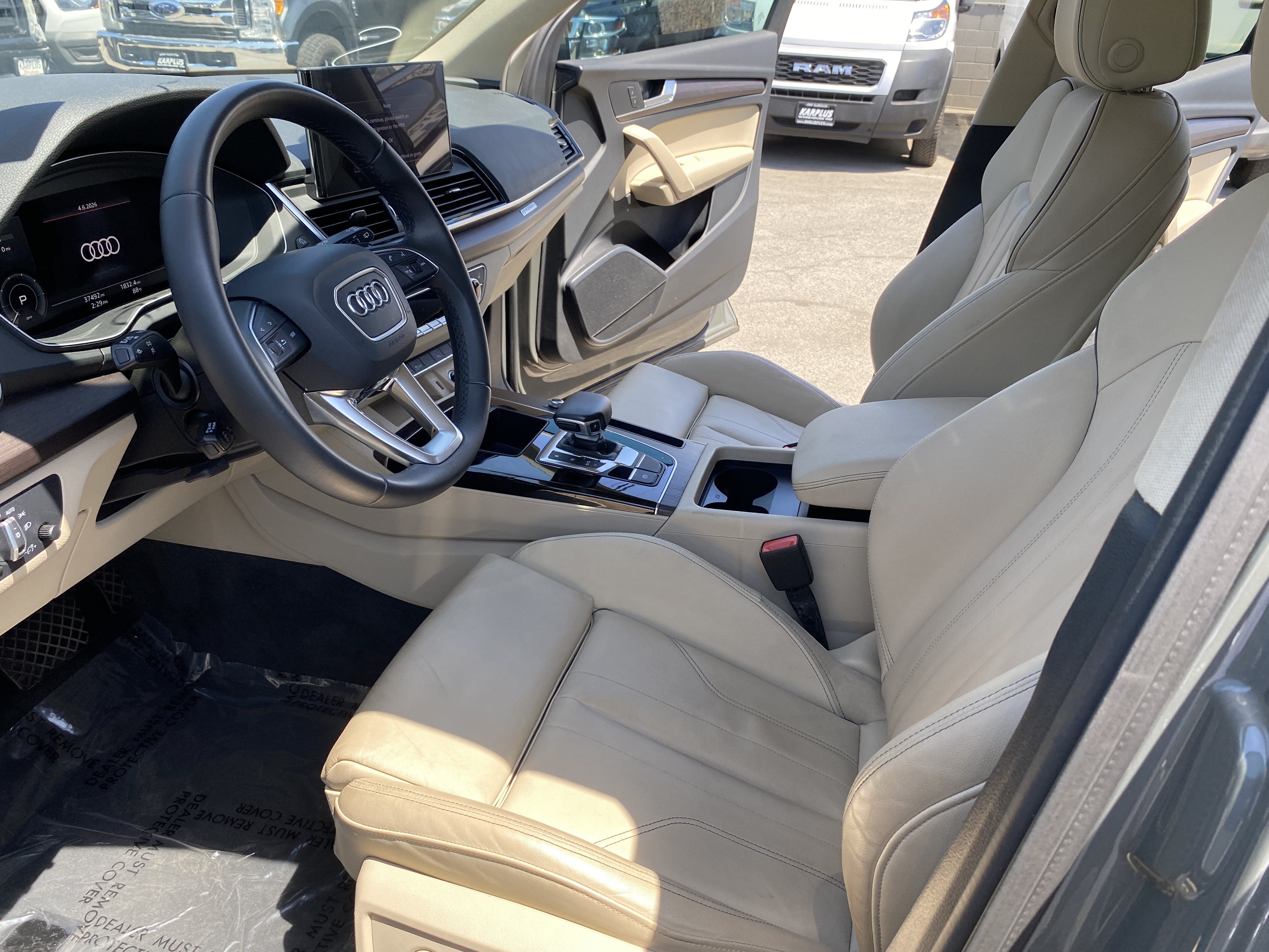 Used 2023 Audi Q5 e Premium w/ Convenience Package AWD/4WD image 13