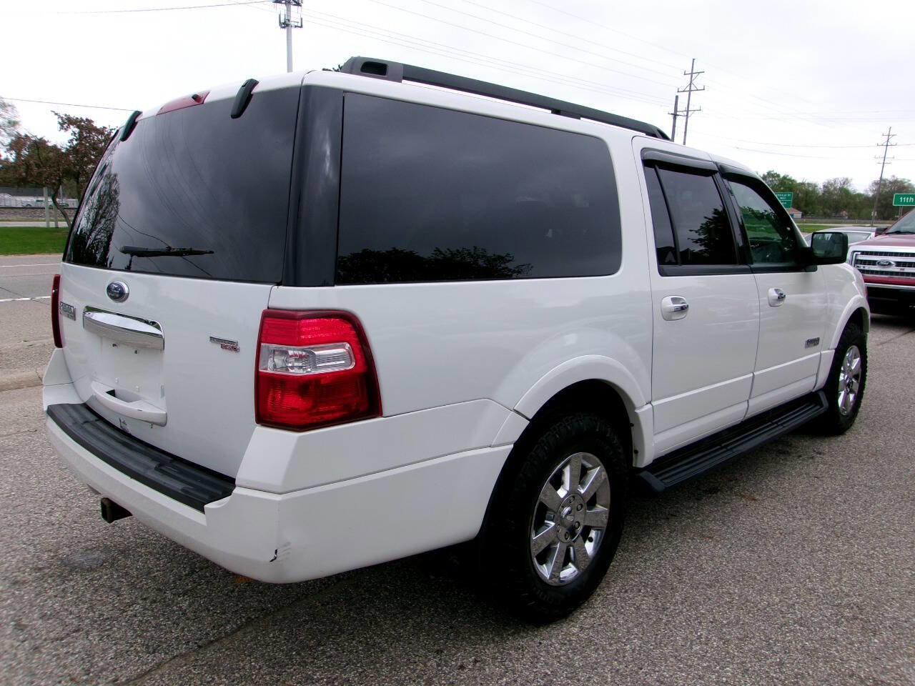Used 2008 Ford Expedition EL XLT AWD/4WD image 3