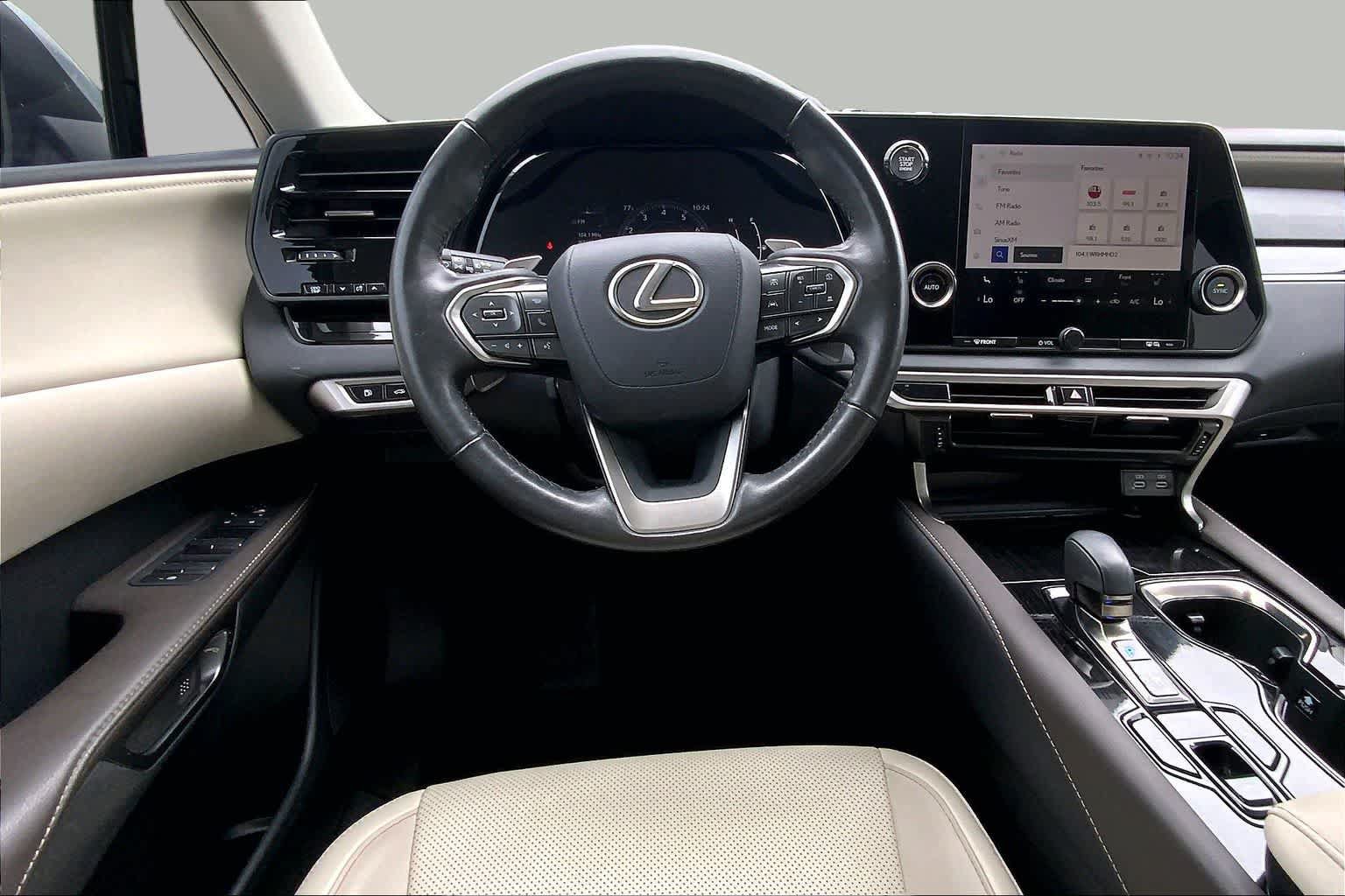 Used 2024 Lexus RX 350 FWD w/ Technology Package image 6