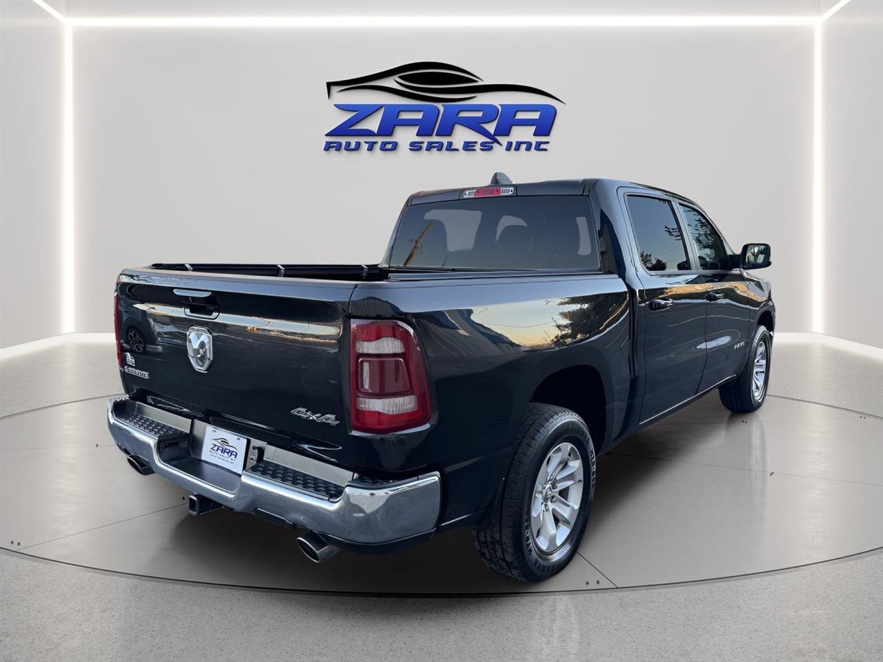 Used 2023 RAM 1500 Laramie image 6
