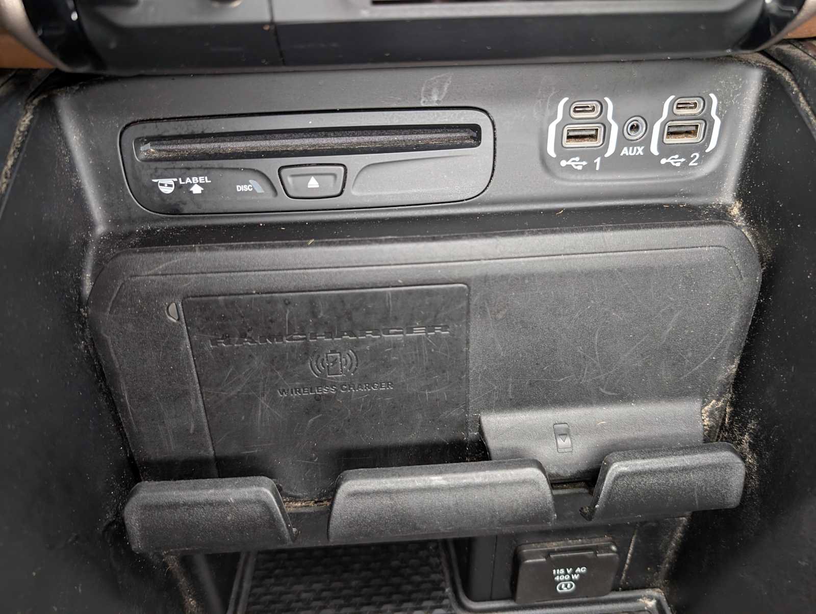 Used 2019 RAM 1500 Laramie AWD/4WD image 35