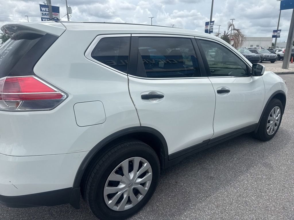 Used 2016 Nissan Rogue S FWD image 5
