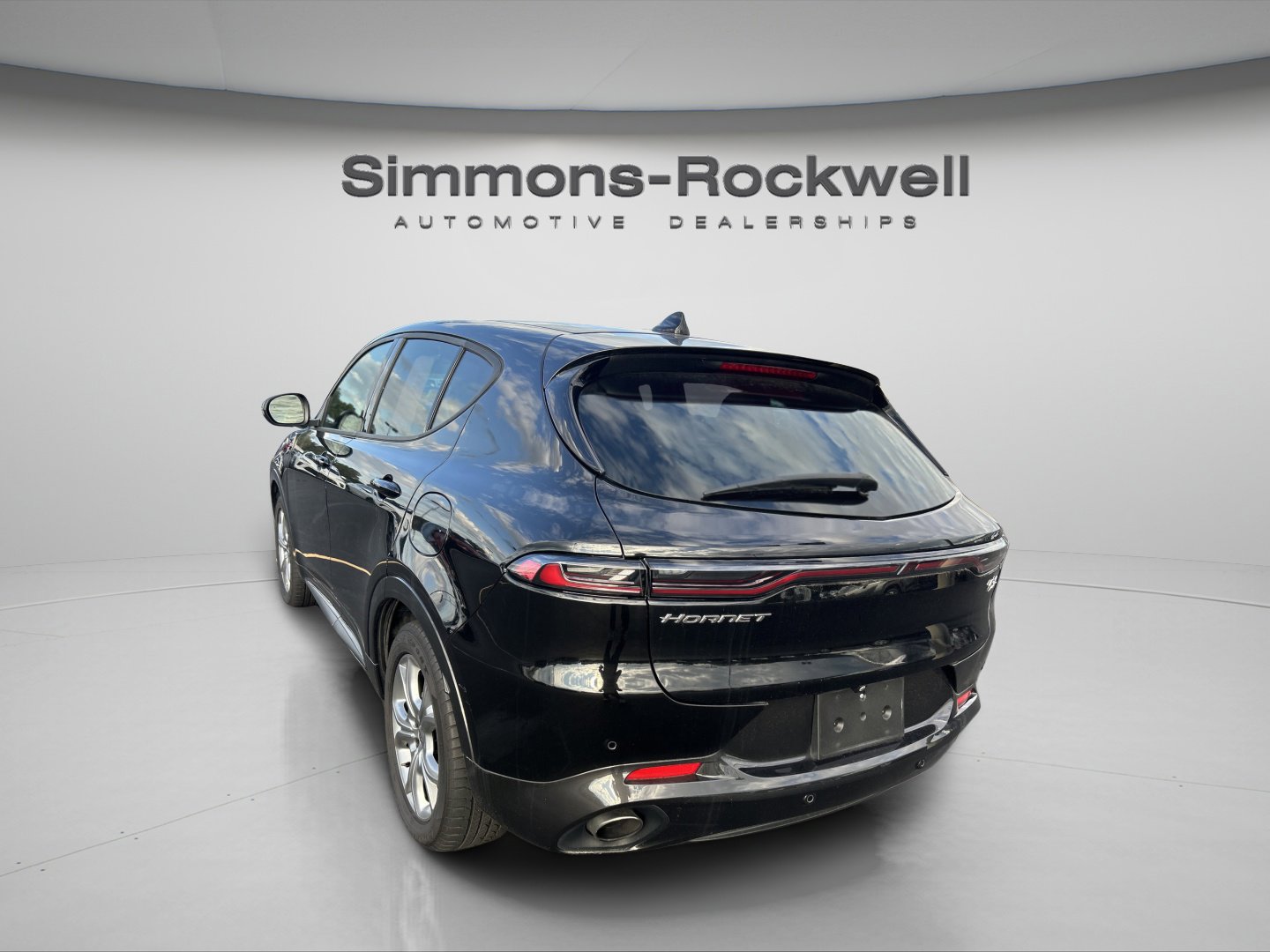 Used 2024 Dodge Hornet R/T image 9