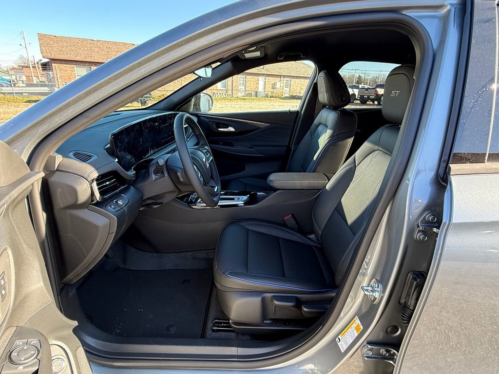 New 2026 Buick Envista Sport Touring w/ Convenience II Package image 16