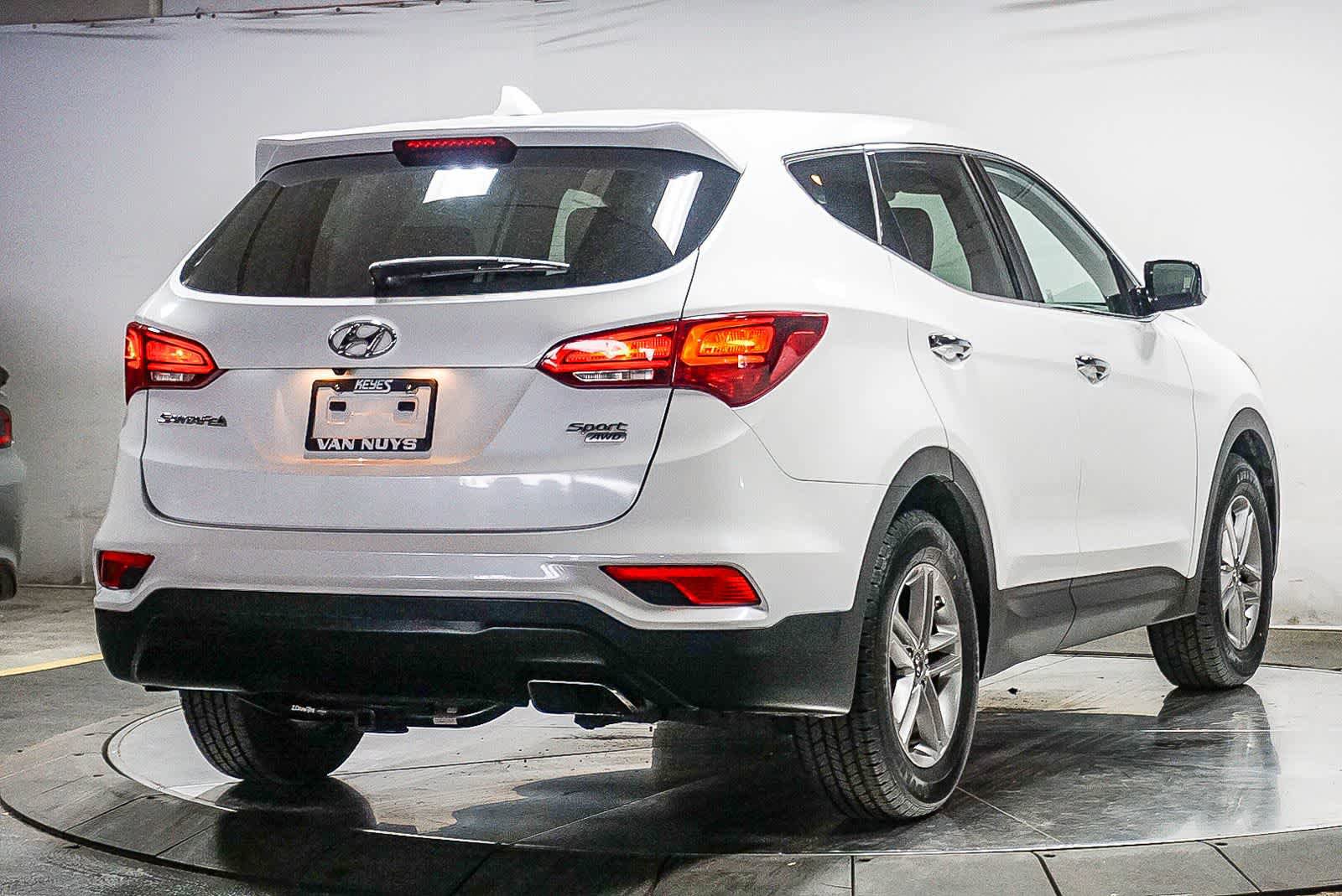 Used 2017 Hyundai Santa Fe Sport AWD/4WD image 10