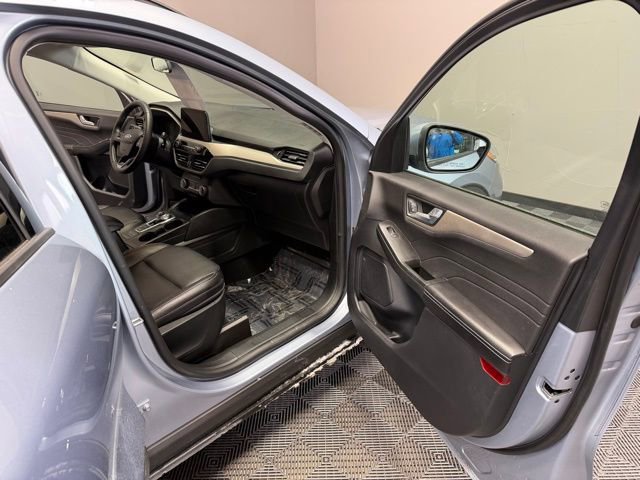 Used 2022 Ford Escape SEL image 21