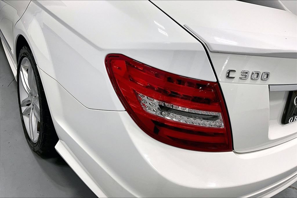 Used 2013 Mercedes-Benz C 300 4MATIC Sedan image 28