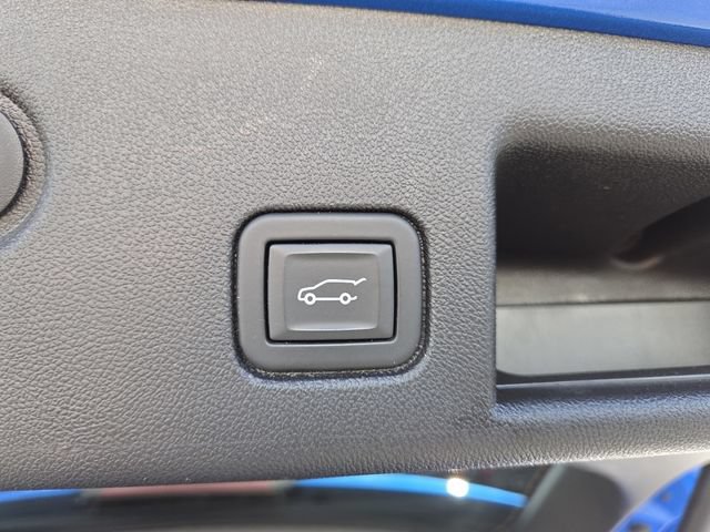 Used 2024 Chevrolet Equinox RS FWD image 17