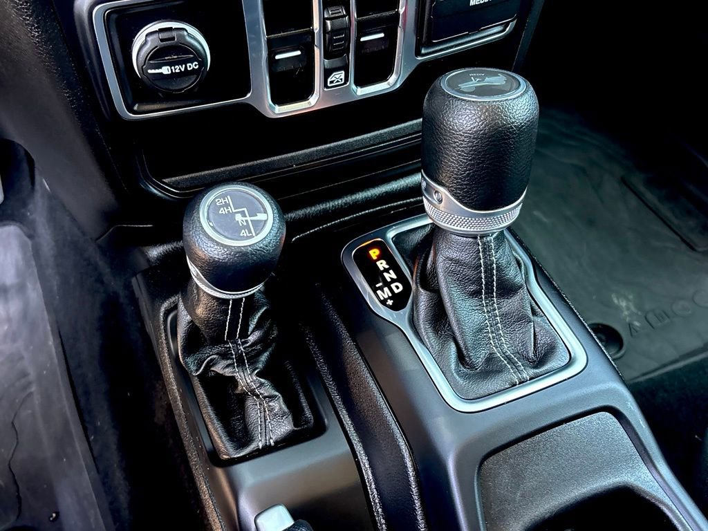 Used 2024 Jeep Wrangler Unlimited Sport AWD/4WD image 20