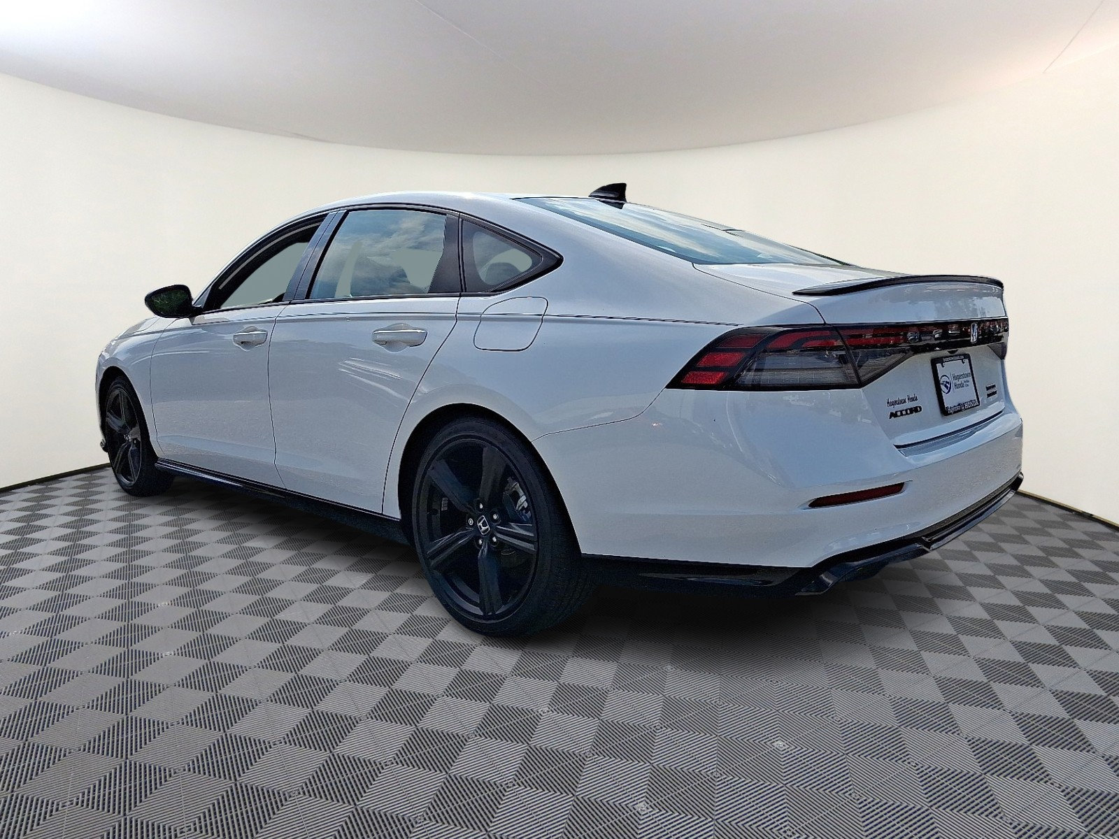 Used 2026 Honda Accord Sport image 4