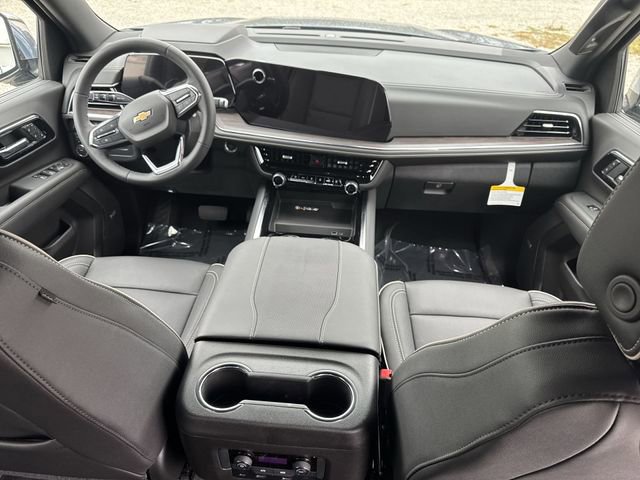 New 2026 Chevrolet Suburban Premier image 32