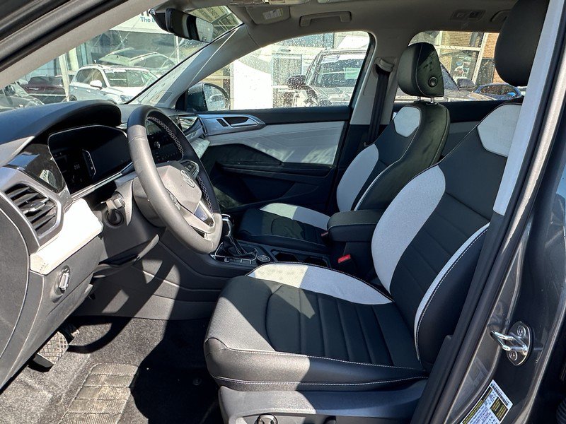 New 2025 Volkswagen Taos SEL image 16