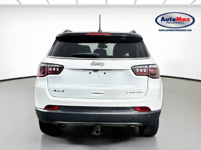 Used 2023 Jeep Compass Limited w/ Sun and Sound Group AWD/4WD image 8