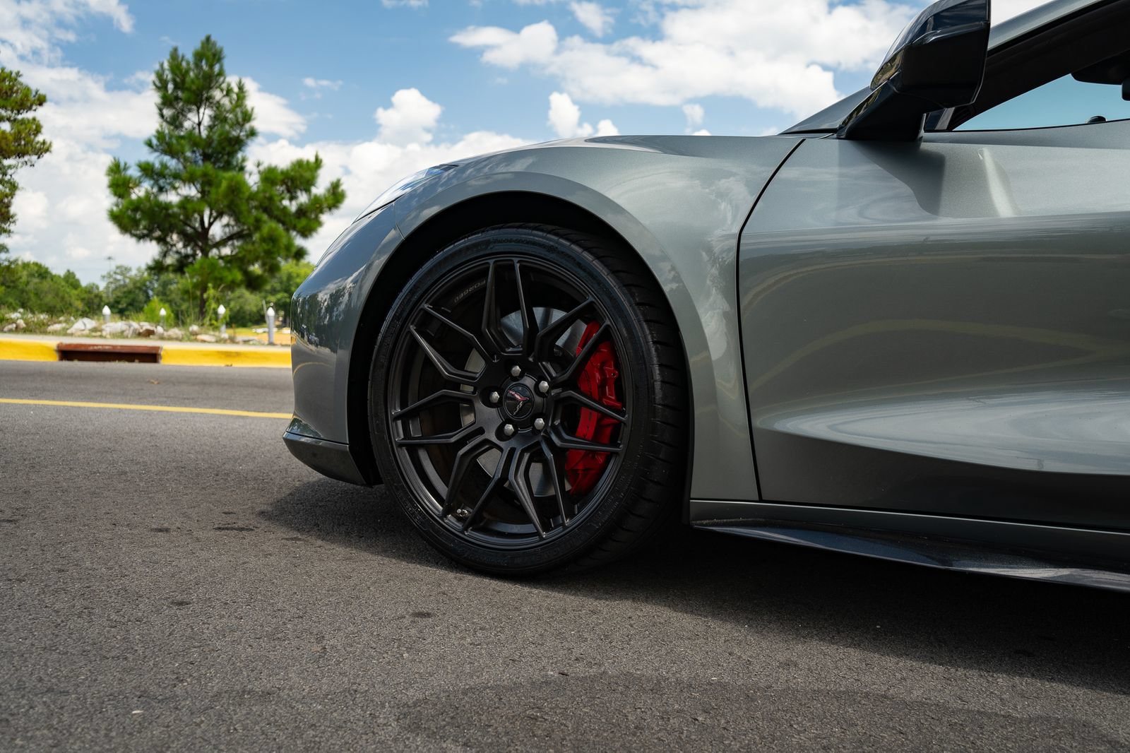 Used 2023 Chevrolet Corvette Z06 RWD image 16