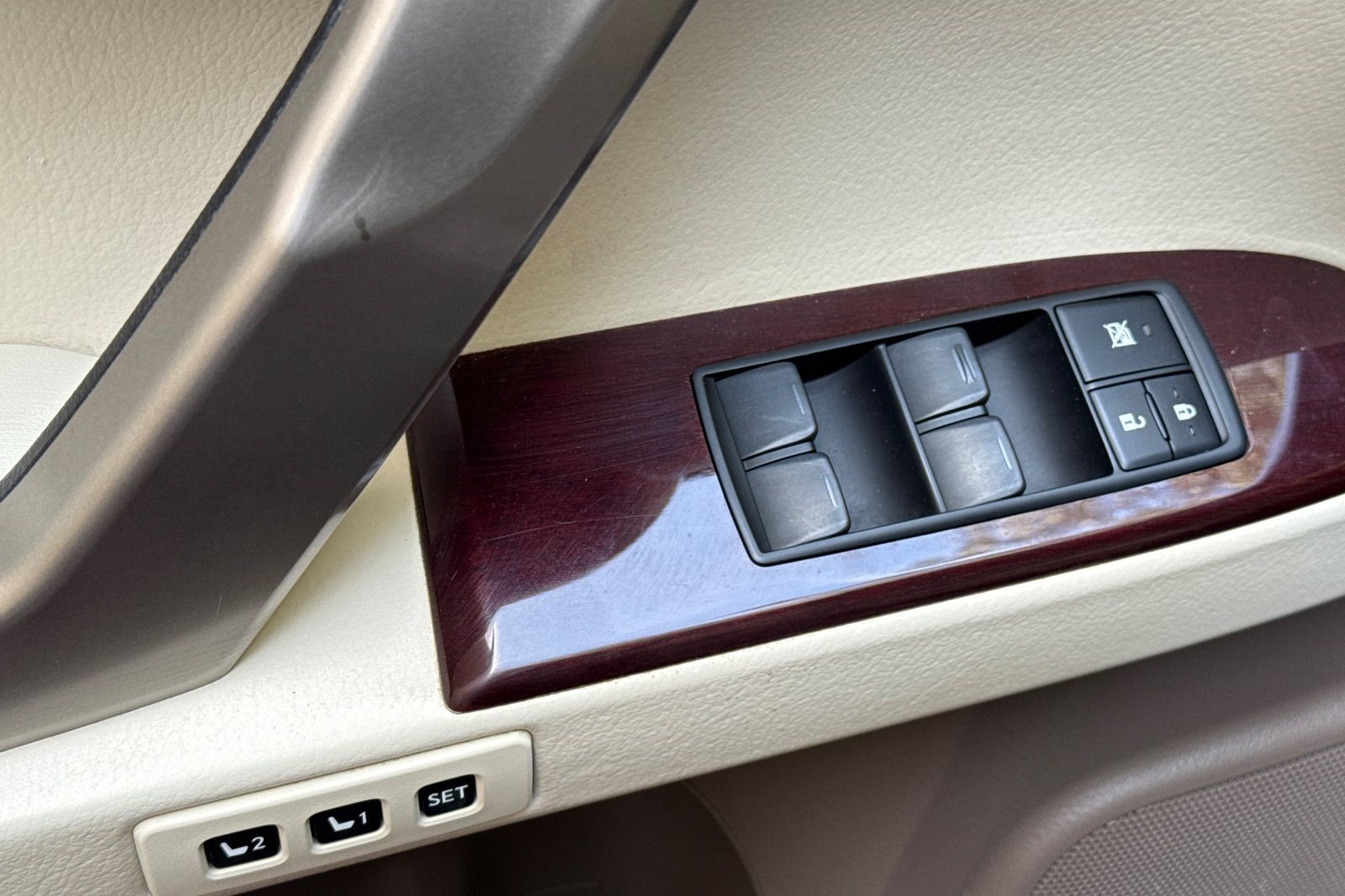 Used 2019 Lexus GX 460 Premium w/ Premium Package AWD/4WD image 13