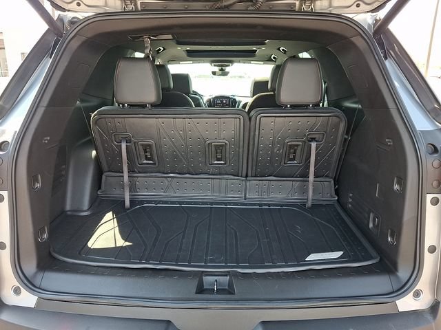 Used 2023 Chevrolet Traverse RS w/ LPO, Floor Liner Package AWD/4WD image 30