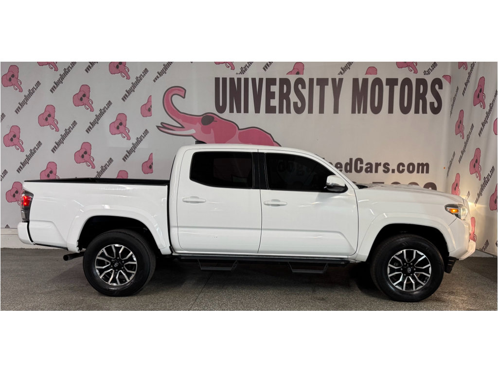 Used 2020 Toyota Tacoma TRD Sport w/ TRD Premium Sport Package image 9