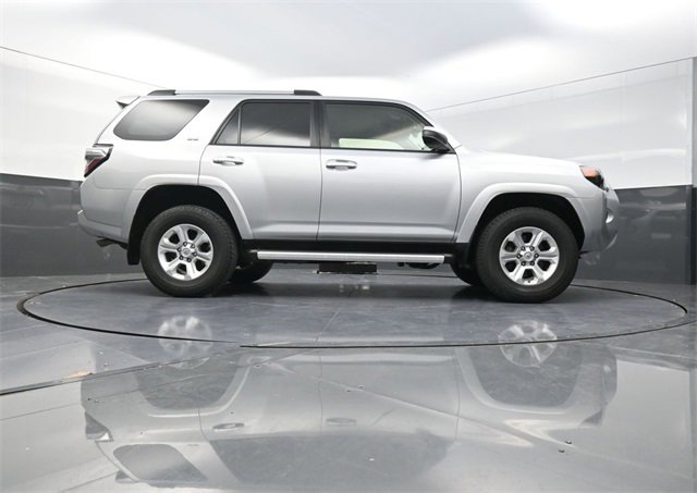 Used 2020 Toyota 4Runner SR5 image 34