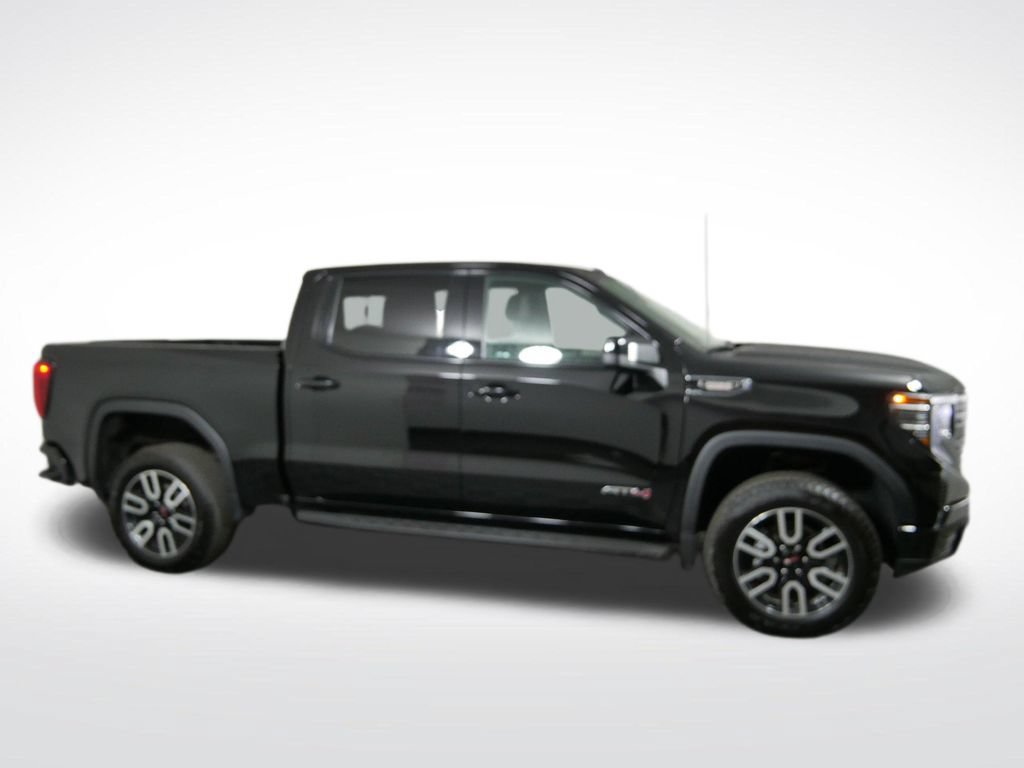 Used 2025 GMC Sierra 1500 AT4 w/ AT4 Premium Package AWD/4WD image 2