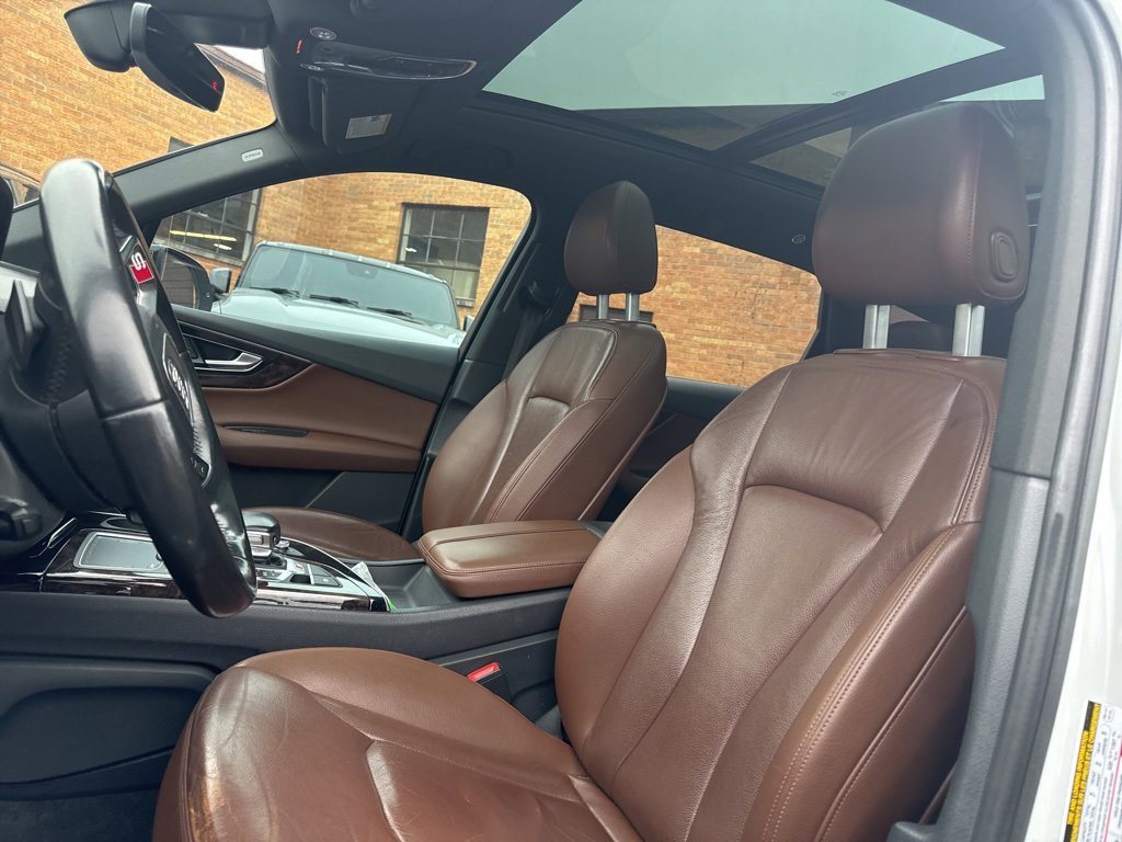 Used 2017 Audi Q7 3.0T Premium Plus image 7